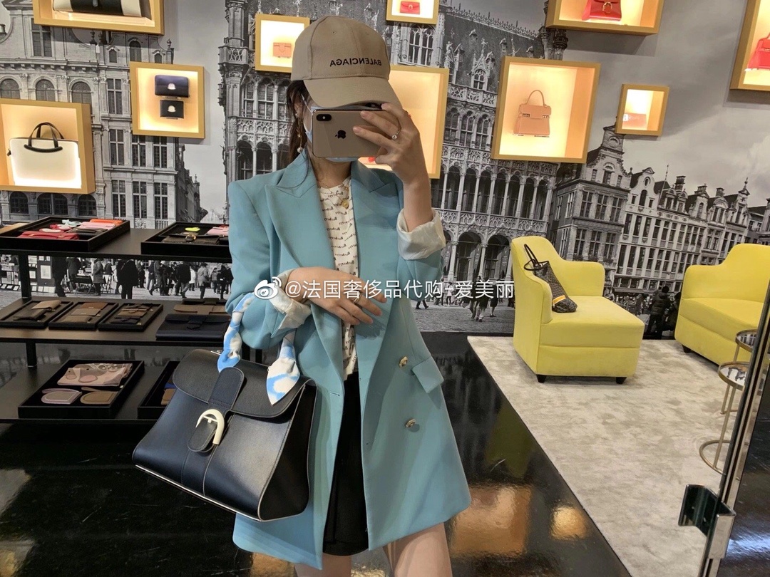 델보 라이닝 클라우즈 MM 브리앙 백